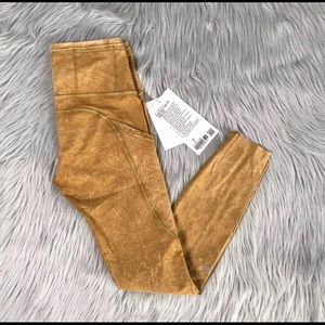 HR Lululemon Fast & Free Leggings